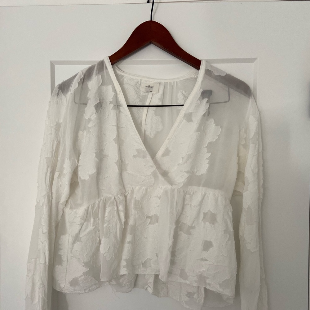 Aritzia Wilfred top